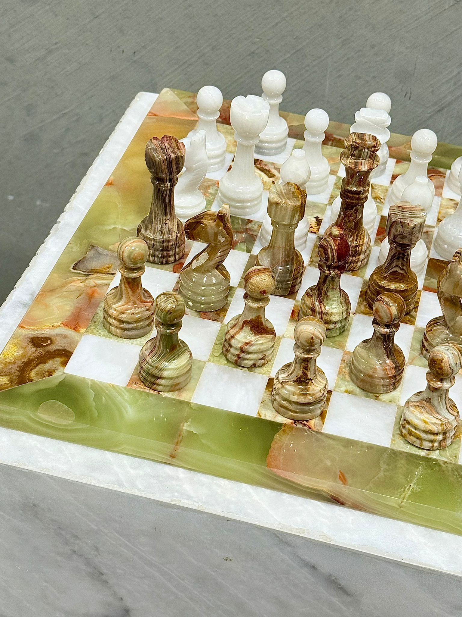 Side angle of Maha Green Onyx and White Marble Chess Set